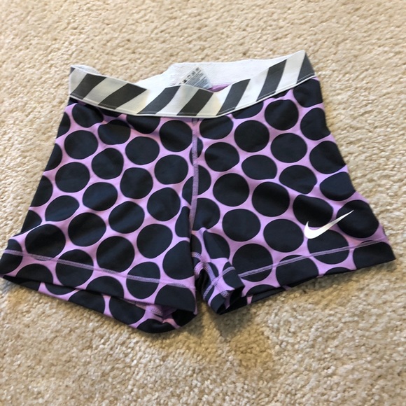 Nike Pants - Nike pros Nike Pants - Nike pros